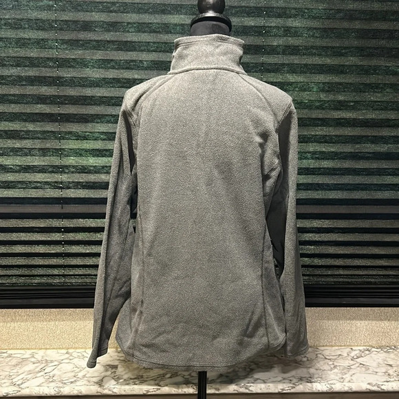 Kirkland Women’s Grey 1/4 Zip Long Sleeve Pullover Polertec Fleece Large - Picture 3 of 7